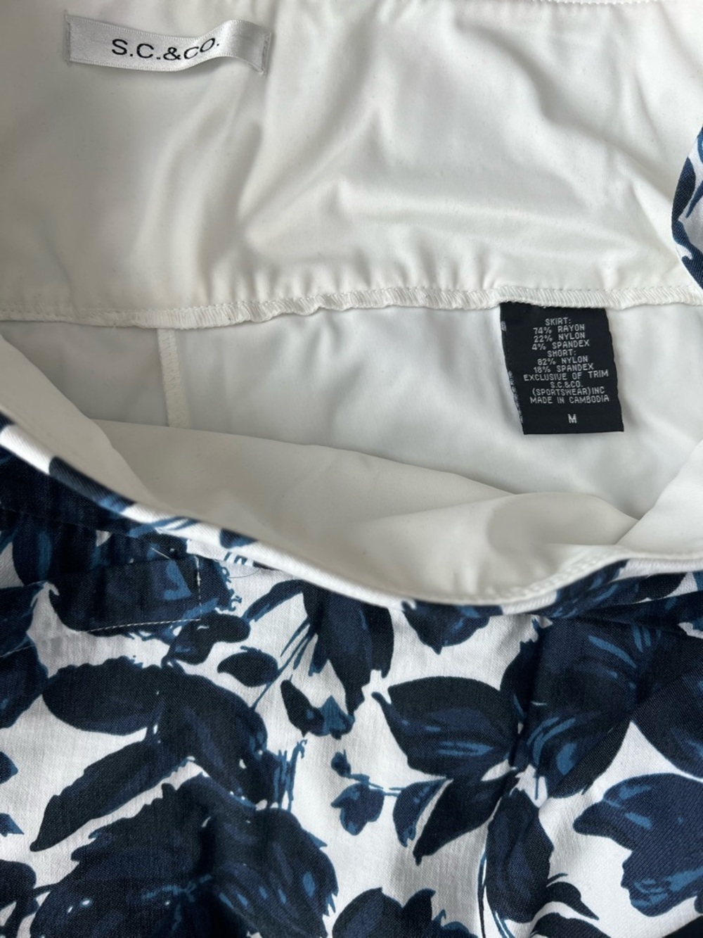 S.C. & Co. Women's White Pencil Skirt with Navy Floral Print